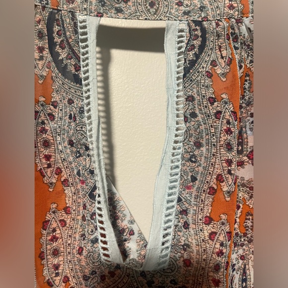 Love FIRE Women’s Sheer 3/4 Length Sleeve Tunic Top Sz S - Picture 6 of 7